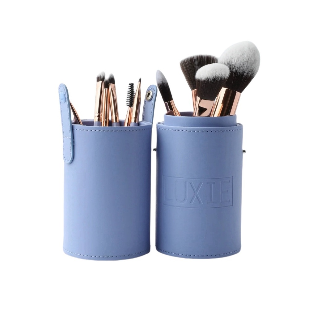 BNIB, LUXIE 15-Pc. Dreamcatcher Makeup Brush Set